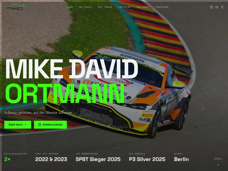 Website für Rennfahrer Mike David Ortmann: dunkler Hero mit Rennwagen und Meisterschafts-Fakten